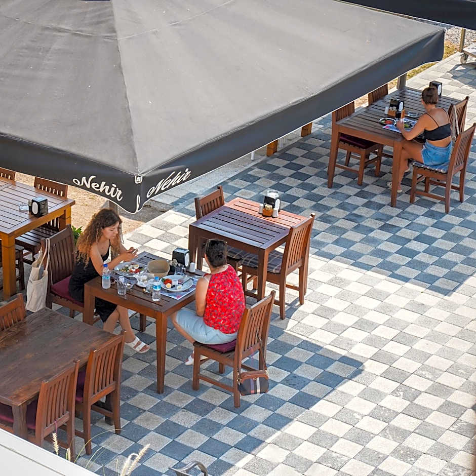 Akyaka Nehir Butik Otel