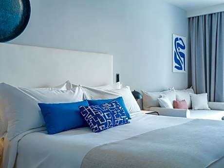 Zen Retreat Pool View