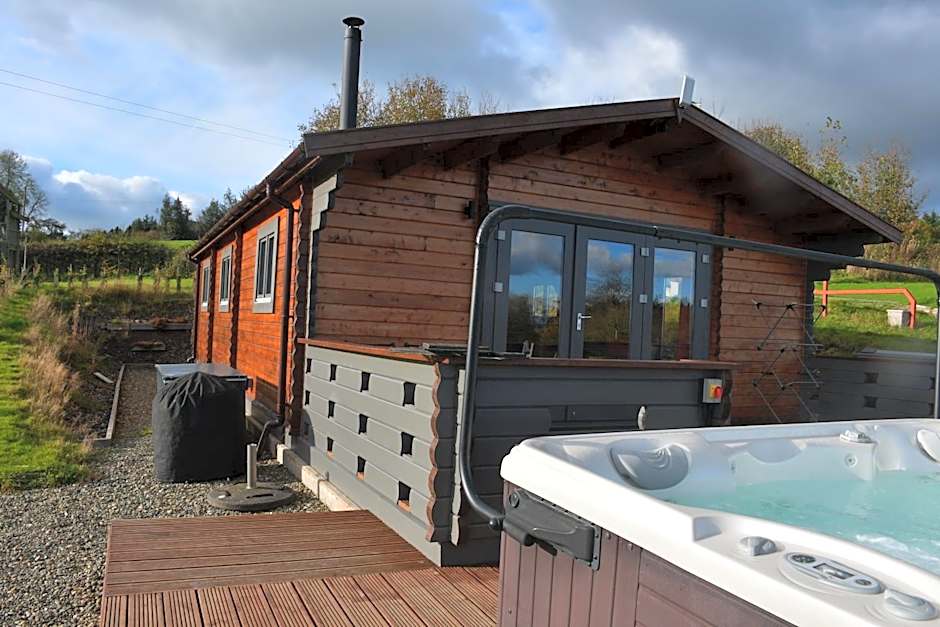 Long Wood Lodges