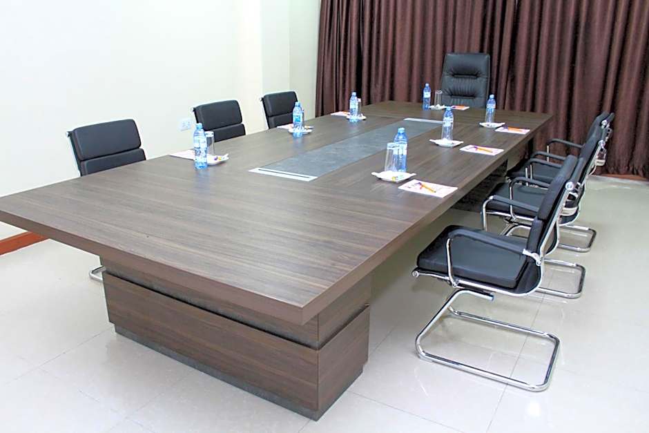 Empolos Hotel Nakuru