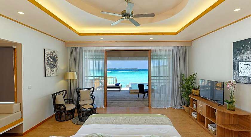 Brennia Kottefaru Maldives