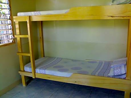 Economy Quadruple Room