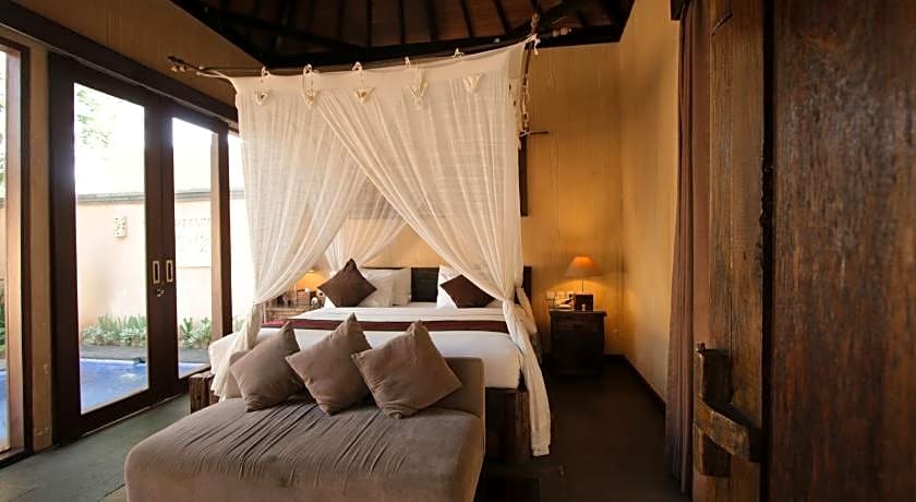 Gino Feruci Villa Ubud