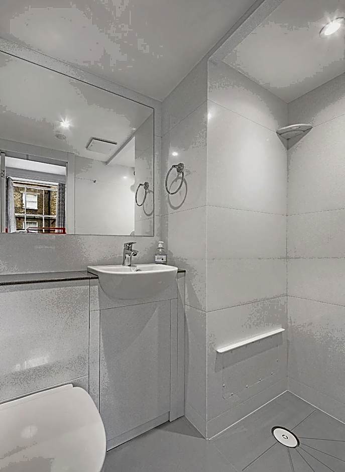 Astor Kensington Hostel