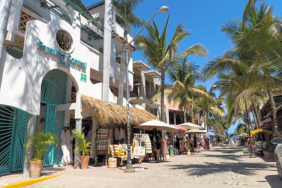 Sayulita Central Hotel