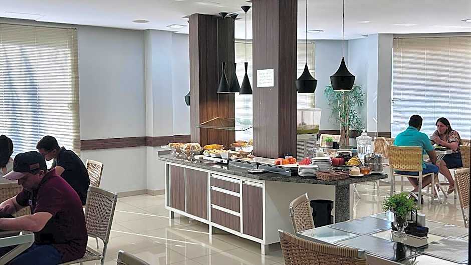 Premier Pallace Hotel