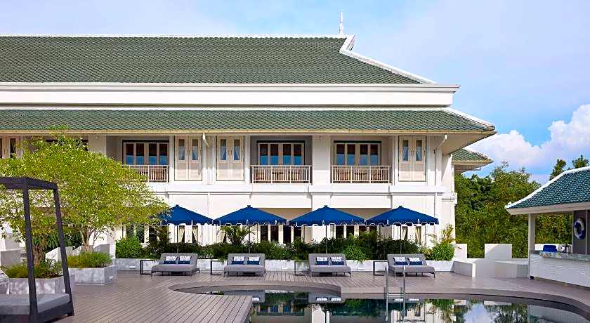 Kalanan Riverside Resort