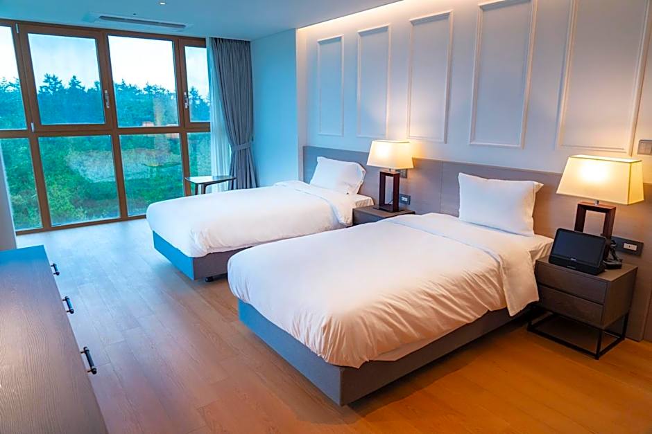 Ramada Plaza by Wyndham Jaeun