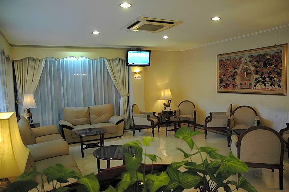Riyadi Palace Hotel