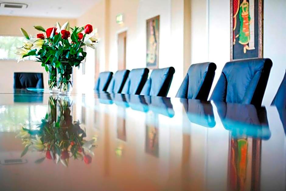 Ramada Oldbury Birmingham