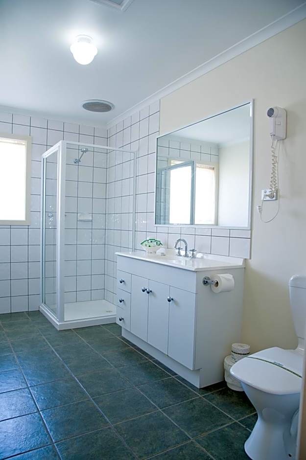 Sportsmans Motor Inn