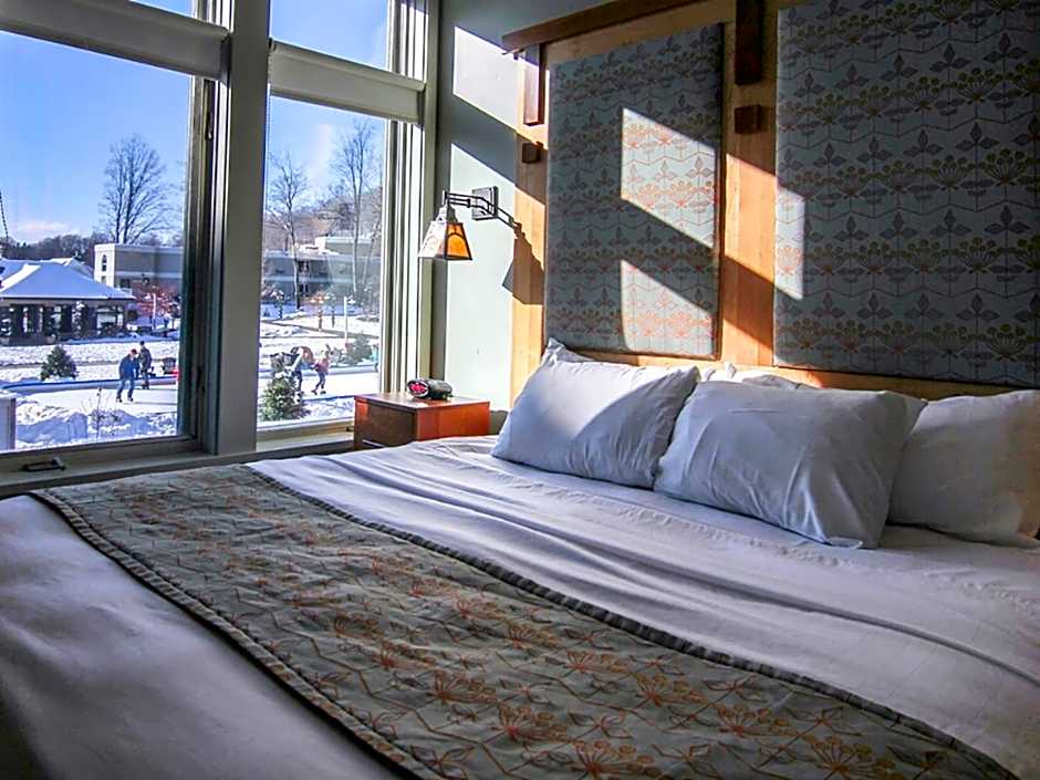 Photo 1 of 6 of 1 King Bed
