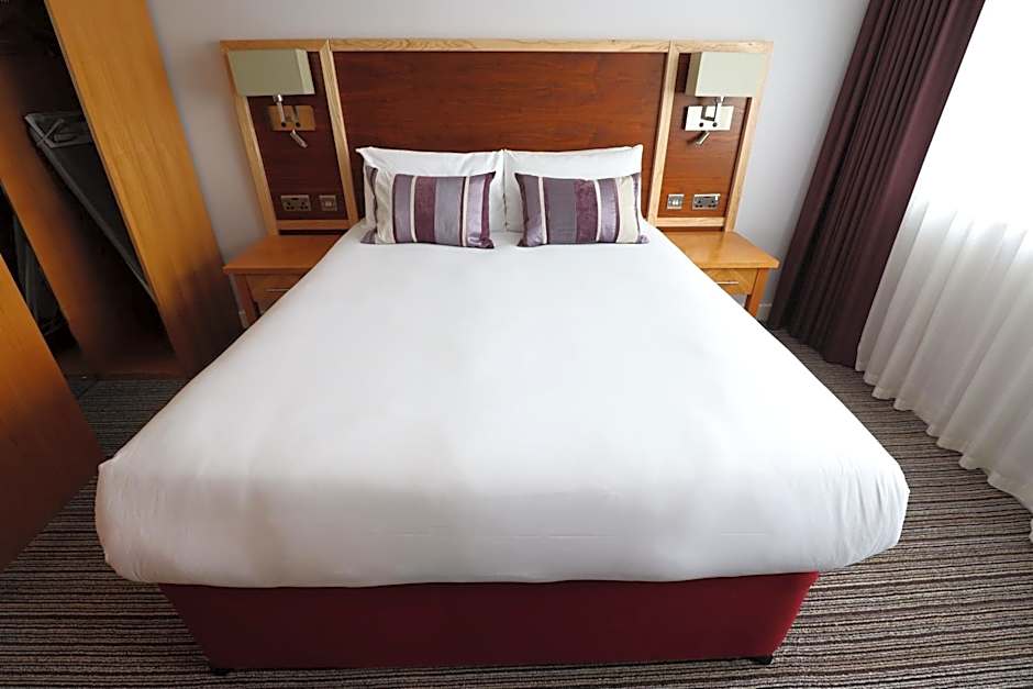 Aspect Hotel Park West