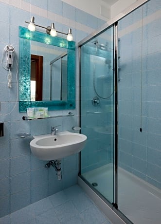 Classic Triple Room, City View (3 Twin Beds)