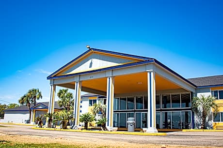 Super 8 by Wyndham Biloxi