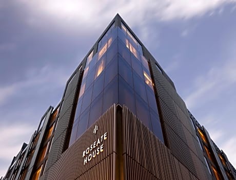 Roseate House New Delhi