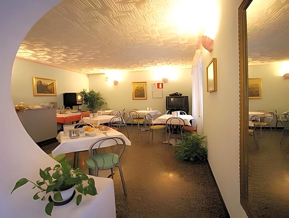Hotel Assarotti