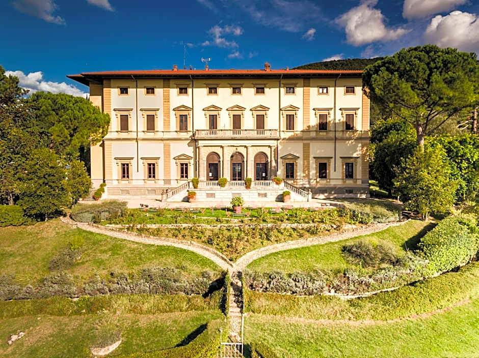 Photo 1 of 50 of Villa Pitiana