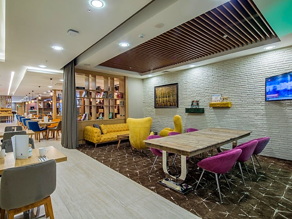 Holiday Inn Antalya - Lara By IHG