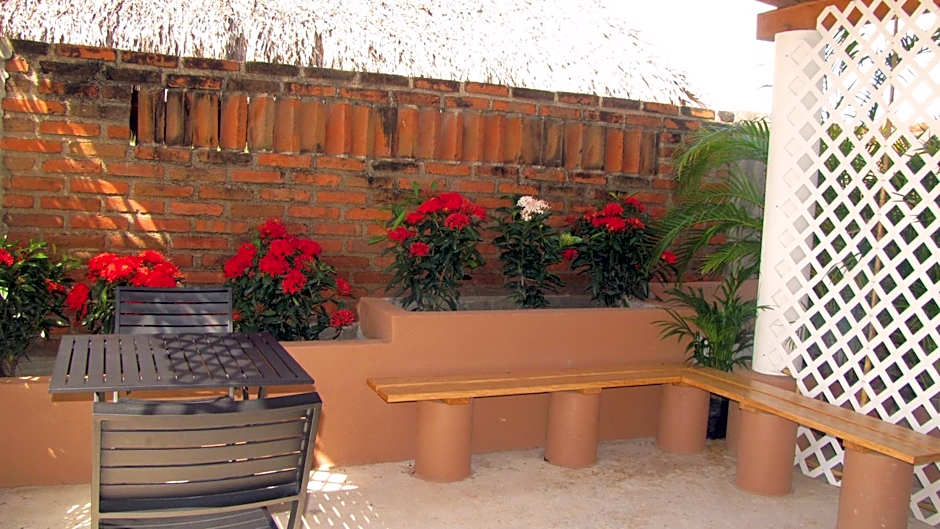 La Paloma Oceanfront Retreat