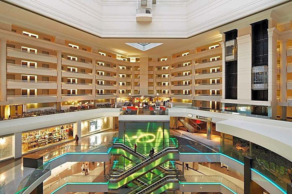 Embassy Suites by Hilton Washington DC Chevy Chase Pavilion