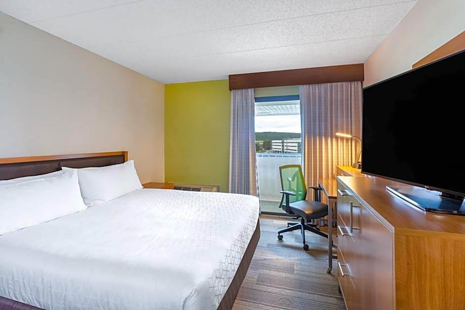 Holiday Inn Express Hotel & Suites Philadelphia - King of Prussia by IHG