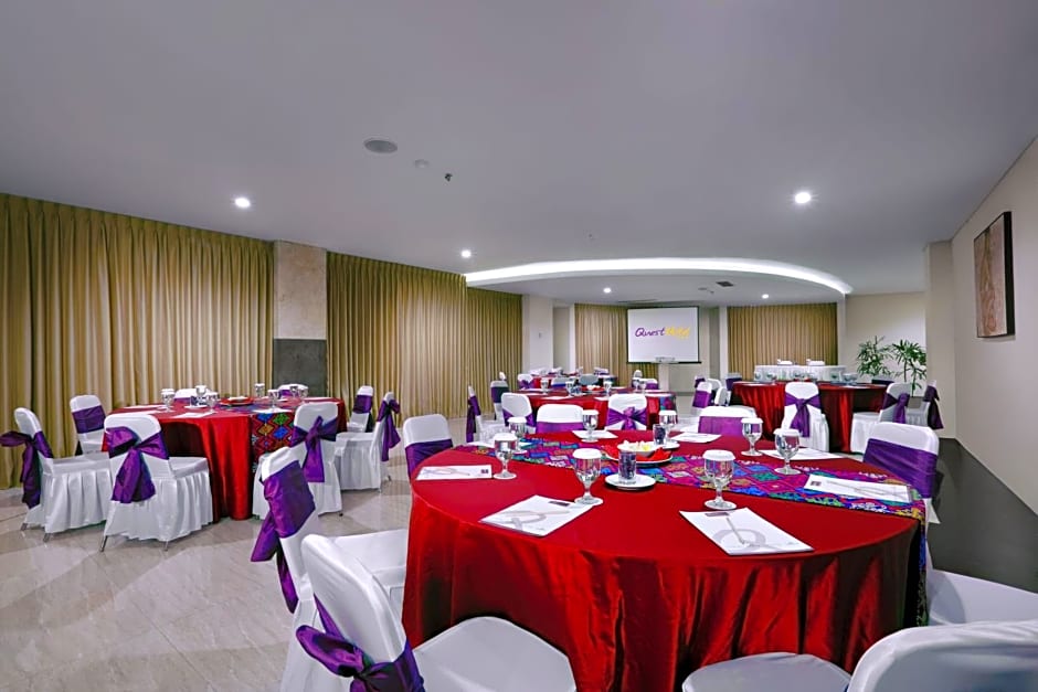 Quest San Hotel Denpasar by ASTON