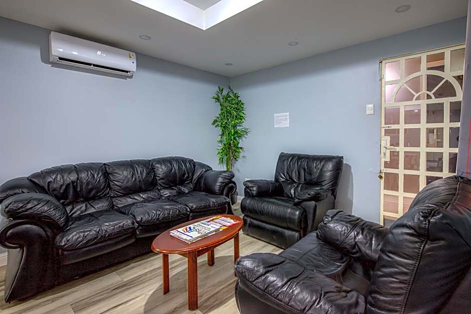 Airport Suites Hotel