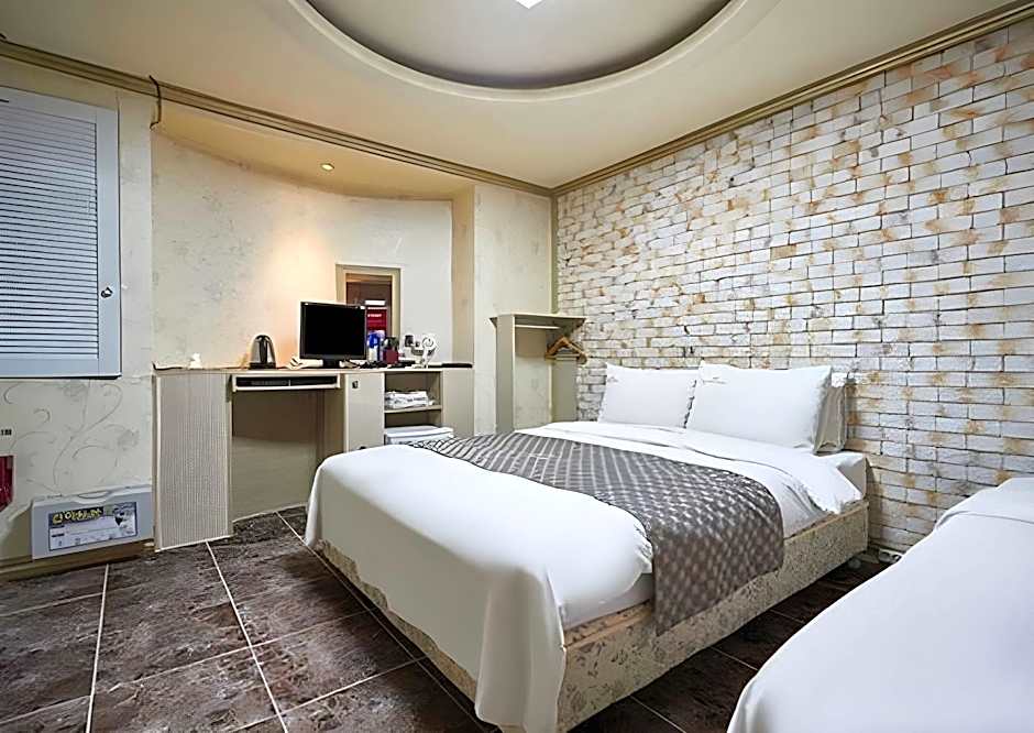 Songdo Blue Hotel