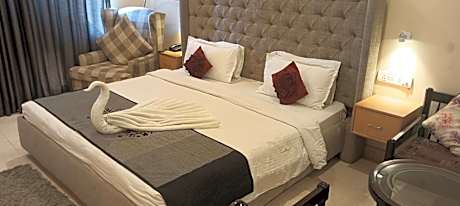Deluxe Club Double Room