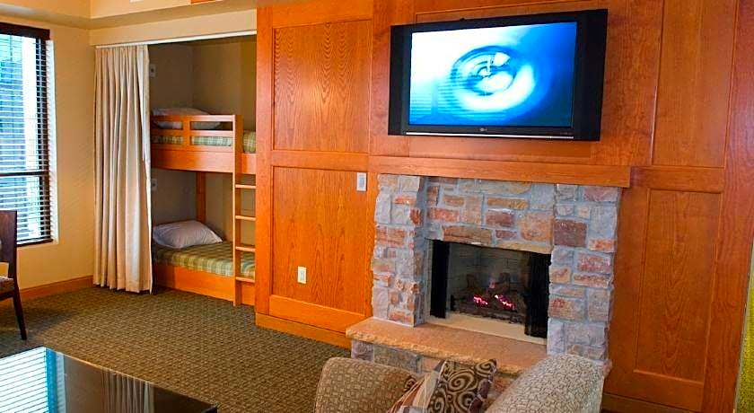 GREAT WOLF LODGE - BLOOMINGTON
