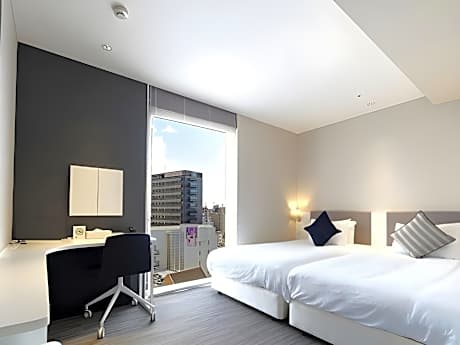 Twin Universal - Non-Smoking