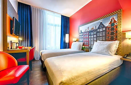 Comfort Room 1 Twin Bed