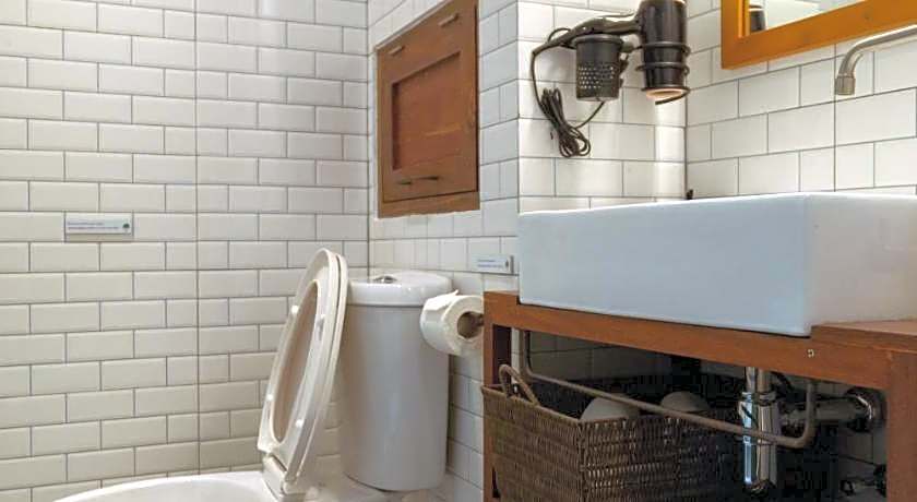 Big Tree Boutique Hotel