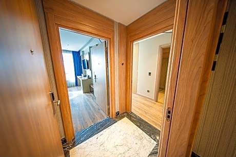 Superior Family Room