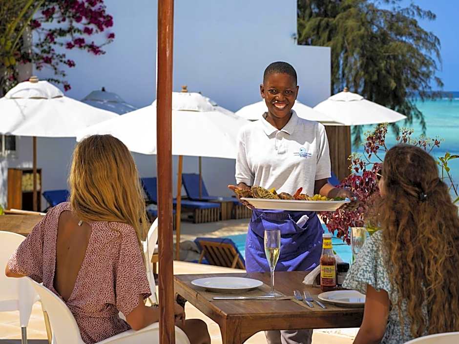 Nungwi Dreams by Mantis