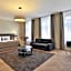 James Hotel & Apartments