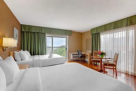 Queen Room with Two Queen Beds - Non-Smoking