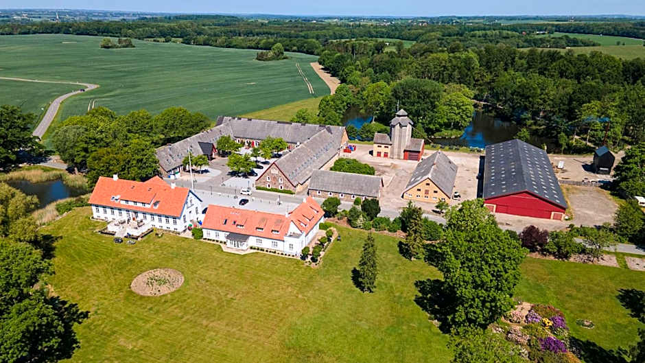 Sonnerupgaard Hotel & Konference