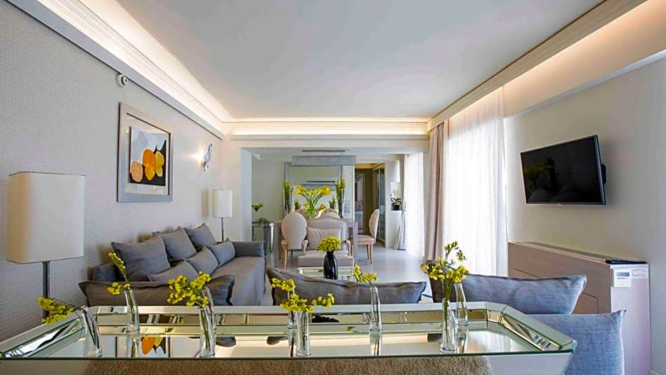 St. George Lycabettus Hotel