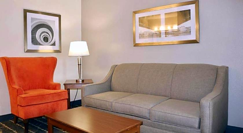 Best Western Fostoria Inn & Suites
