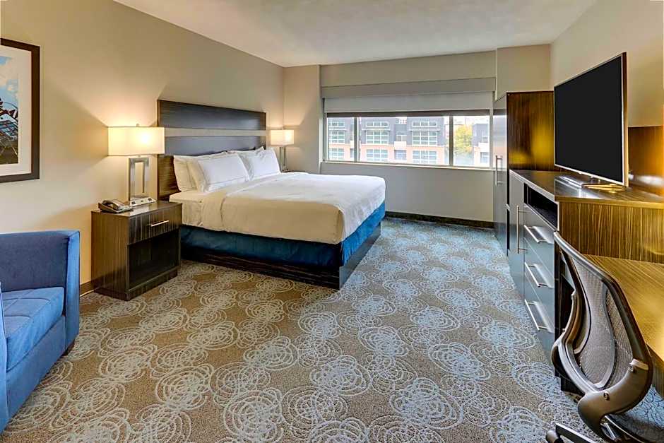 DoubleTree by Hilton St. Louis Forest Park