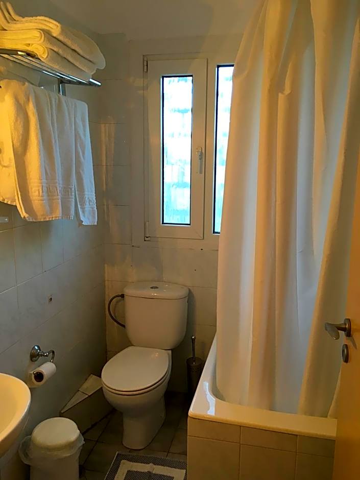 Hotel Orestion - Bike and motorcycle friendly hotel