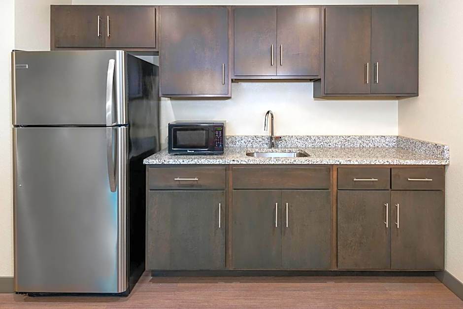 Coral Pointe Sarasota, an Ascend Collection Hotel