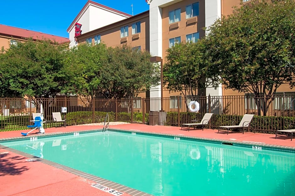 Red Roof Inn PLUS+ Austin South