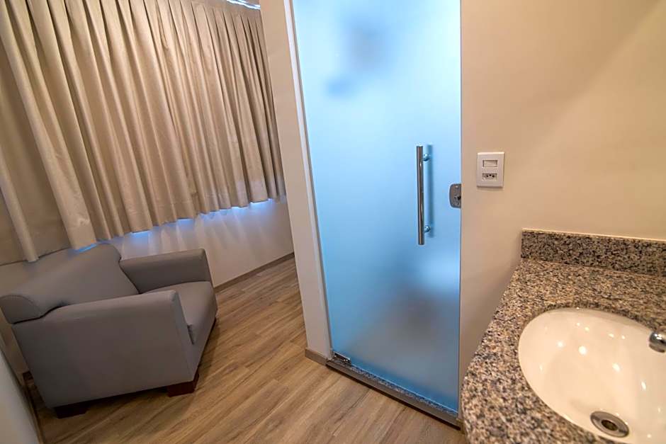 EKO HOTEL