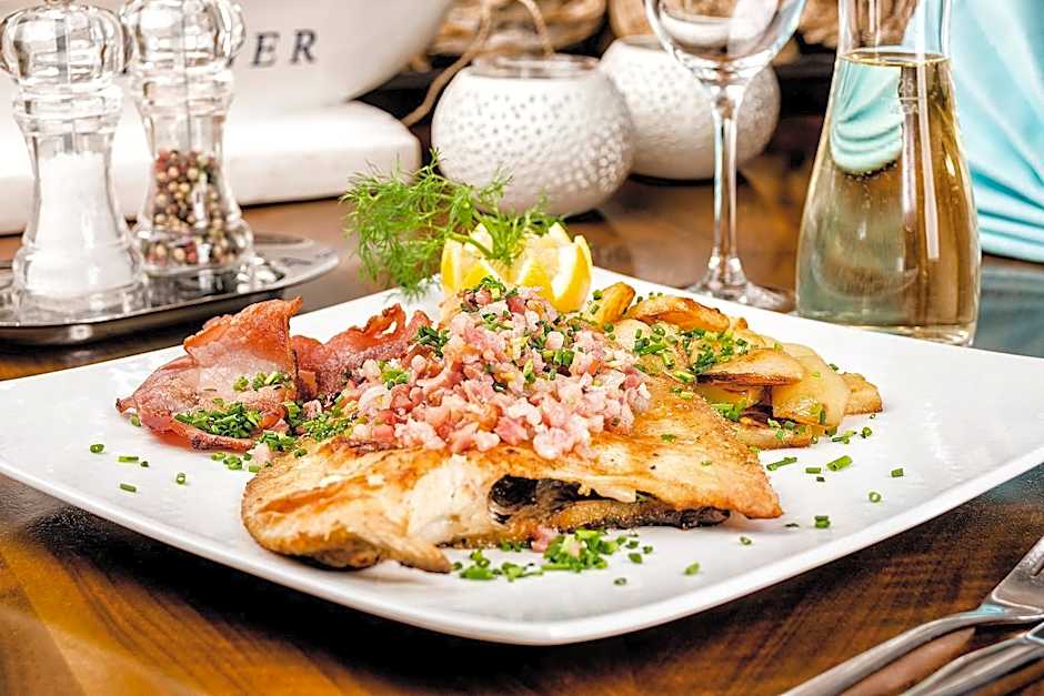 Hotel Neuwarft Altbau