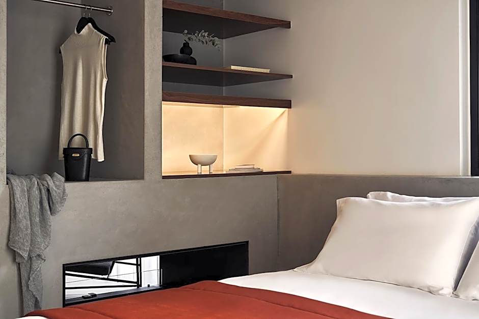 The Newel Metaxourgeio