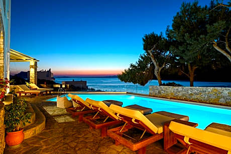 Yperia Hotel