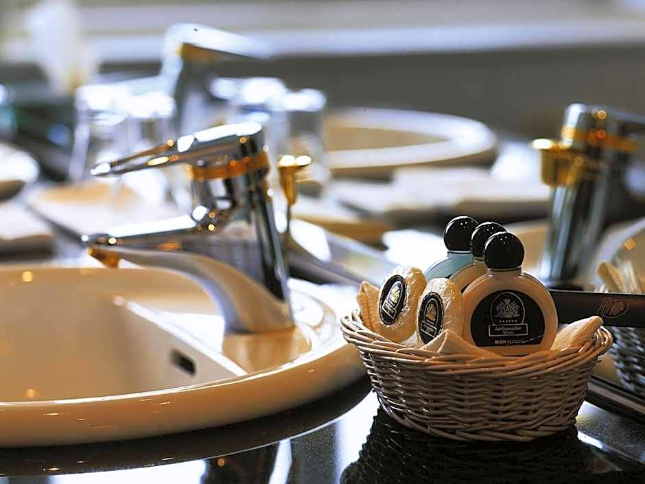 Hotel Ambassador